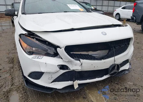 2015 Mercedes-Benz Cla 250 z USA, uszkodzony, nr VIN WDDSJ4EB8FN221158